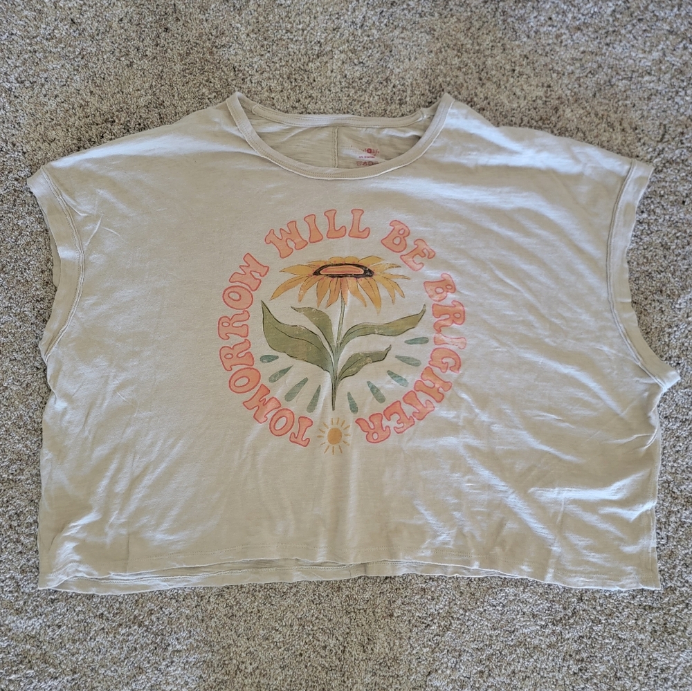 NWOT Natural Life Oversized Crop Tee
